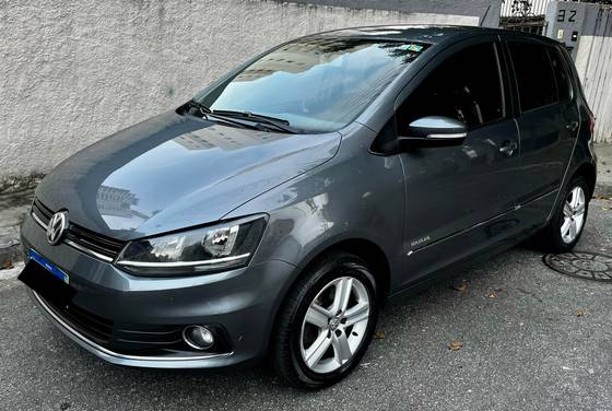 VOLKSWAGEN FOX 1.6 MSI HIGHLINE 16V FLEX 4P MANUAL